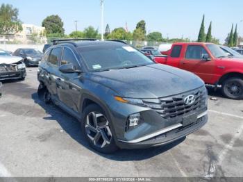  Salvage Hyundai TUCSON