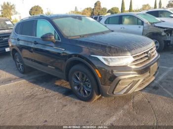  Salvage Volkswagen Tiguan