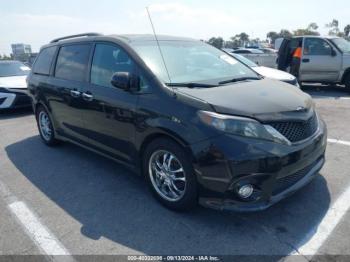  Salvage Toyota Sienna