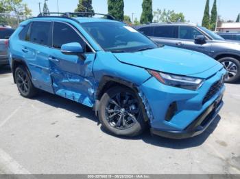  Salvage Toyota RAV4