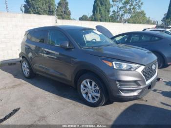  Salvage Hyundai TUCSON