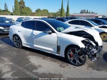  Salvage Kia Stinger