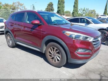  Salvage Hyundai TUCSON