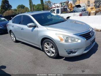  Salvage Nissan Altima