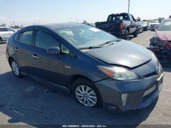  Salvage Toyota Prius