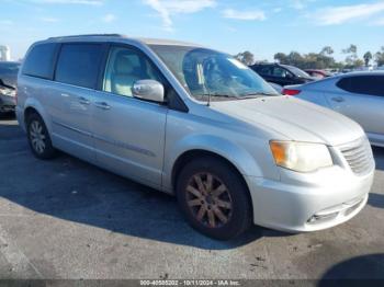  Salvage Chrysler Town & Country