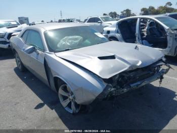  Salvage Dodge Challenger