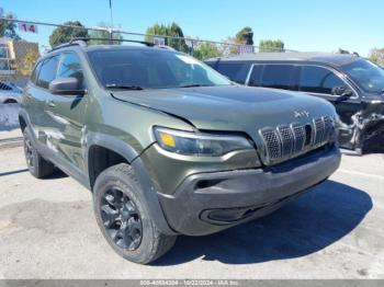  Salvage Jeep Cherokee