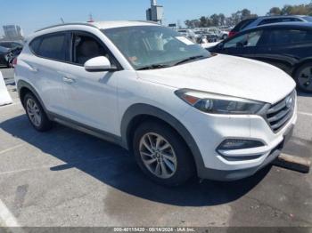  Salvage Hyundai TUCSON