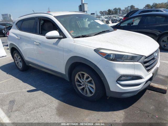  Salvage Hyundai TUCSON