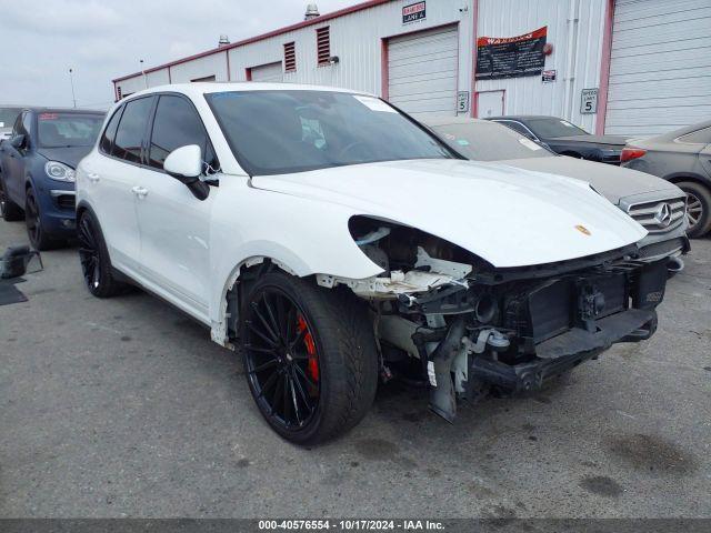  Salvage Porsche Cayenne