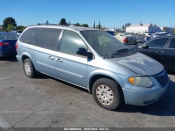  Salvage Chrysler Town & Country