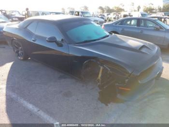  Salvage Dodge Challenger