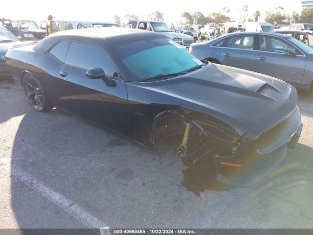  Salvage Dodge Challenger