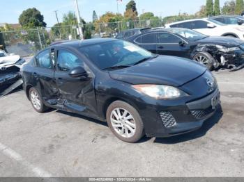  Salvage Mazda Mazda3