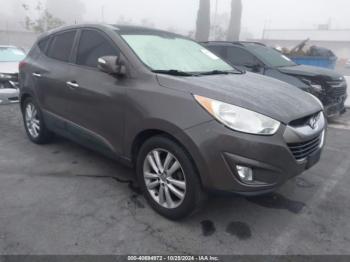  Salvage Hyundai TUCSON