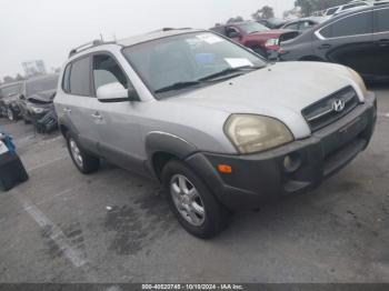  Salvage Hyundai TUCSON