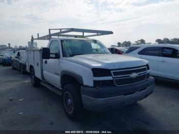  Salvage Chevrolet Silverado 2500