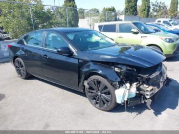  Salvage Nissan Altima