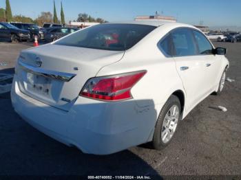  Salvage Nissan Altima