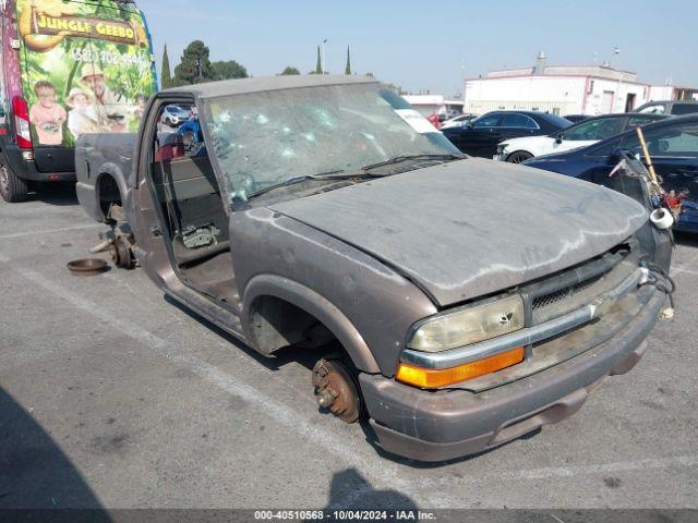  Salvage Chevrolet S-10