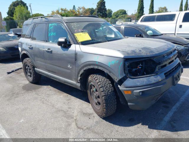  Salvage Ford Bronco