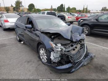  Salvage Mazda Mazda3