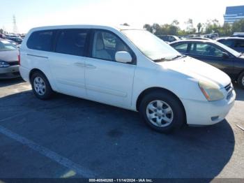  Salvage Kia Sedona