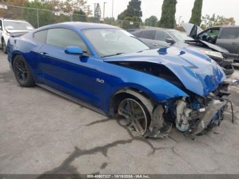  Salvage Ford Mustang