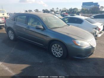  Salvage Chrysler 200