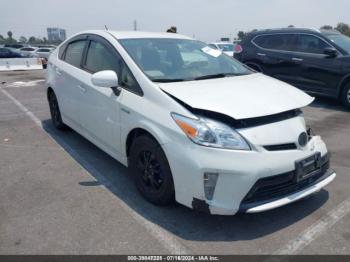  Salvage Toyota Prius