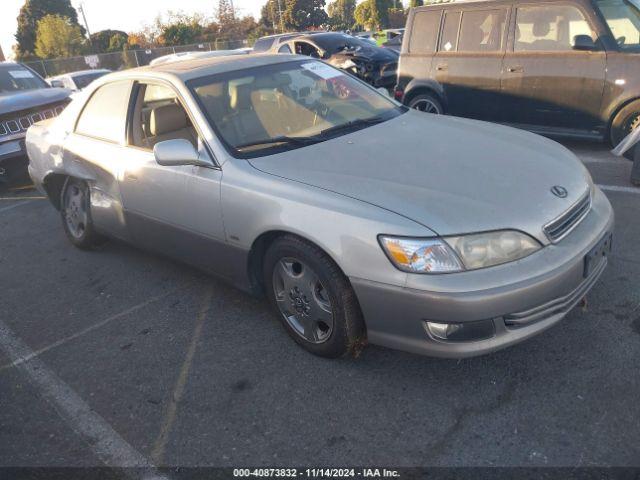  Salvage Lexus Es