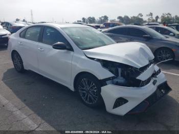  Salvage Kia Forte