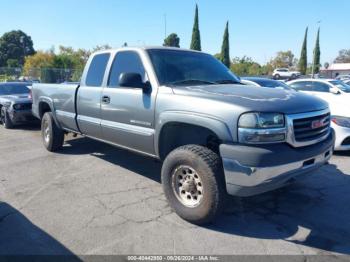  Salvage GMC Sierra 2500