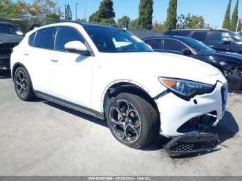  Salvage Alfa Romeo Stelvio