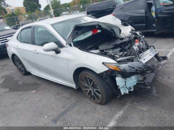  Salvage Toyota Camry