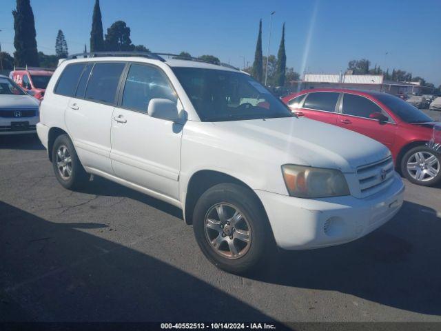  Salvage Toyota Highlander