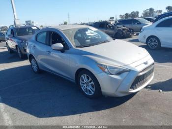  Salvage Toyota Yaris