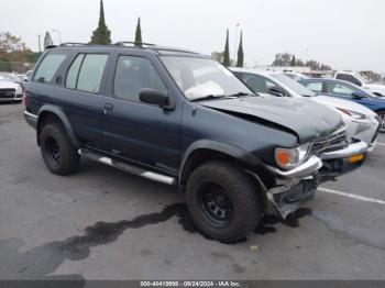  Salvage Nissan Pathfinder