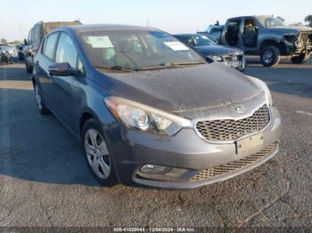  Salvage Kia Forte