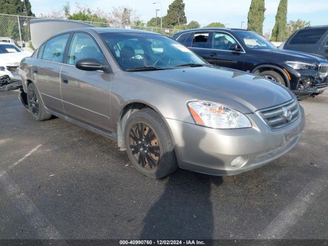  Salvage Nissan Altima