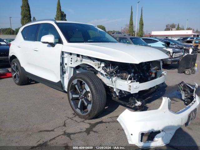  Salvage Volvo XC40