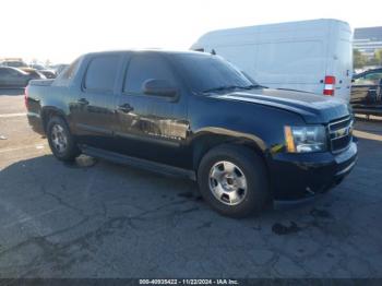  Salvage Chevrolet Avalanche 1500