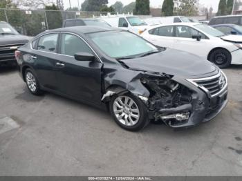  Salvage Nissan Altima