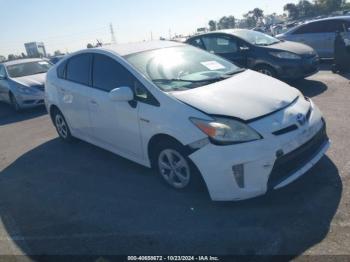  Salvage Toyota Prius