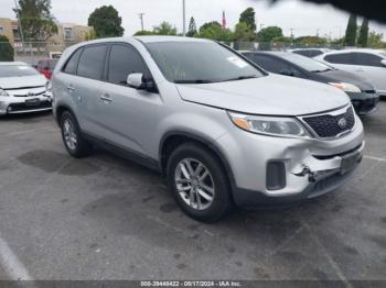  Salvage Kia Sorento