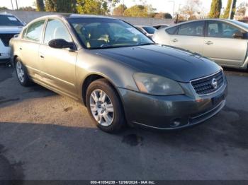  Salvage Nissan Altima