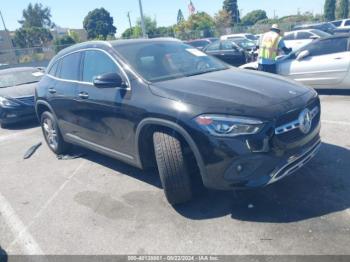  Salvage Mercedes-Benz GLA