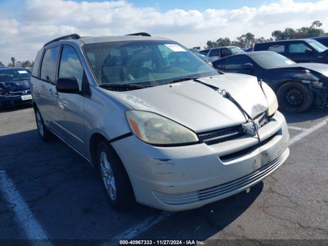  Salvage Toyota Sienna