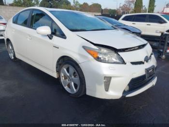  Salvage Toyota Prius